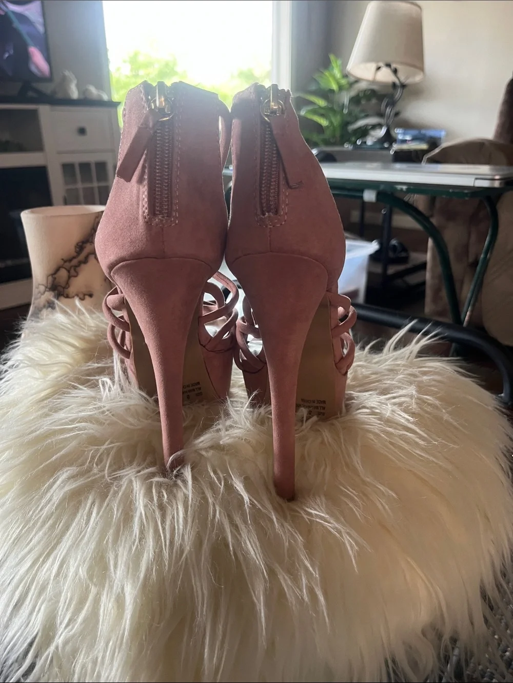 LIKE NEW ! GORGEOUS Strappy pale, pink  Platform Heels - Women Shoes